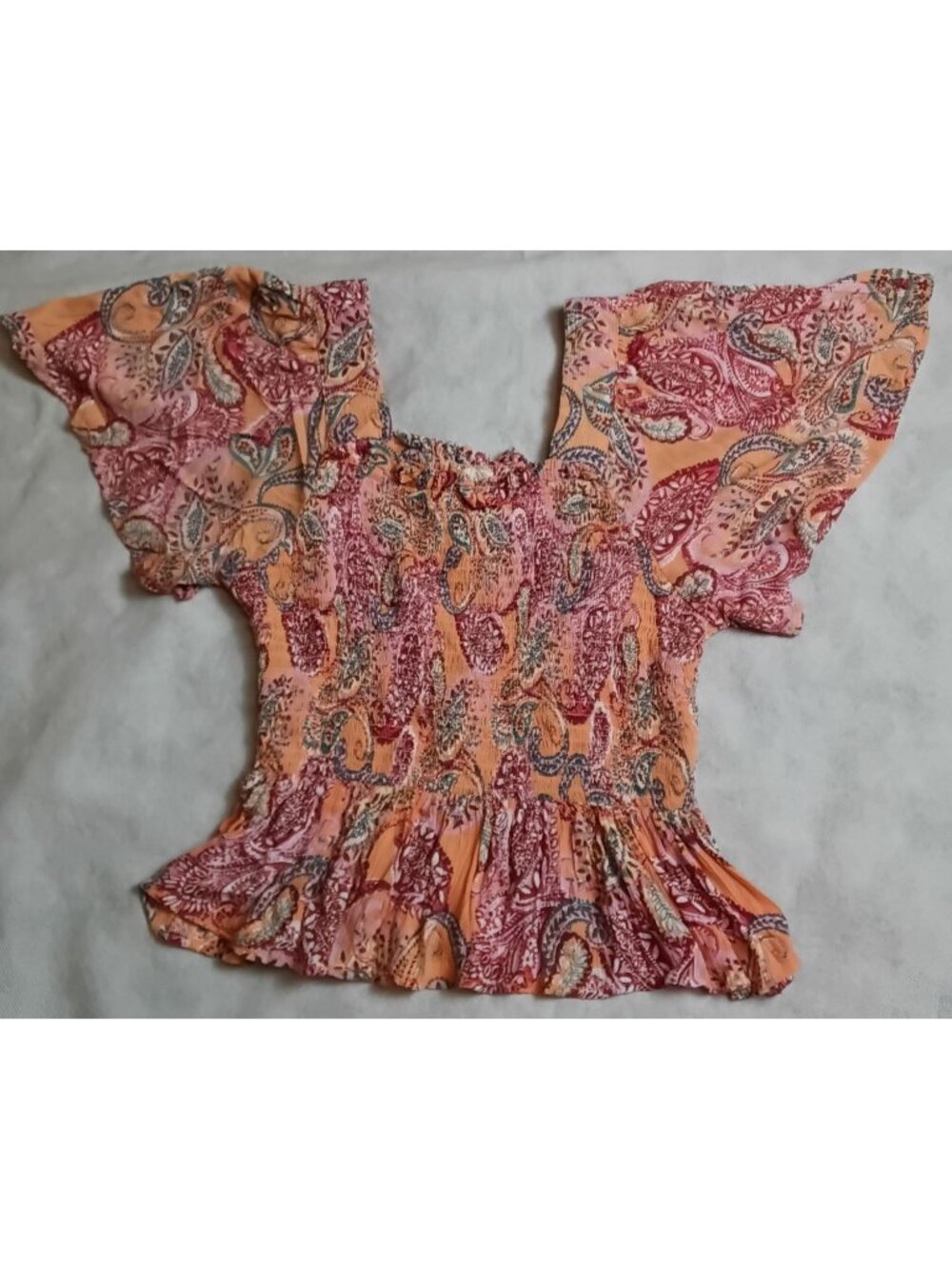 Gypsy love Boho Smocked Top Medium Rayon Paisley